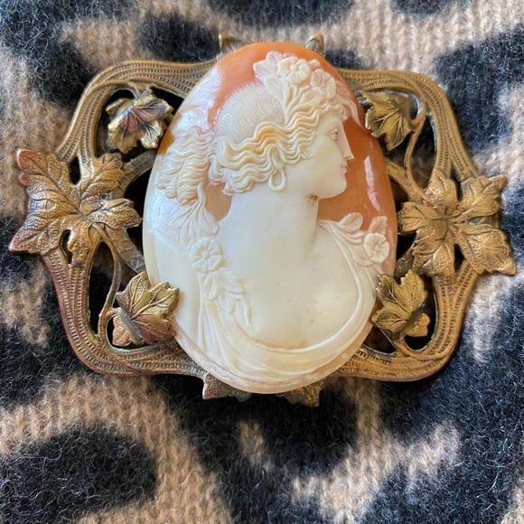 Meet your Posher, Miyuki - Picture 2 of 7